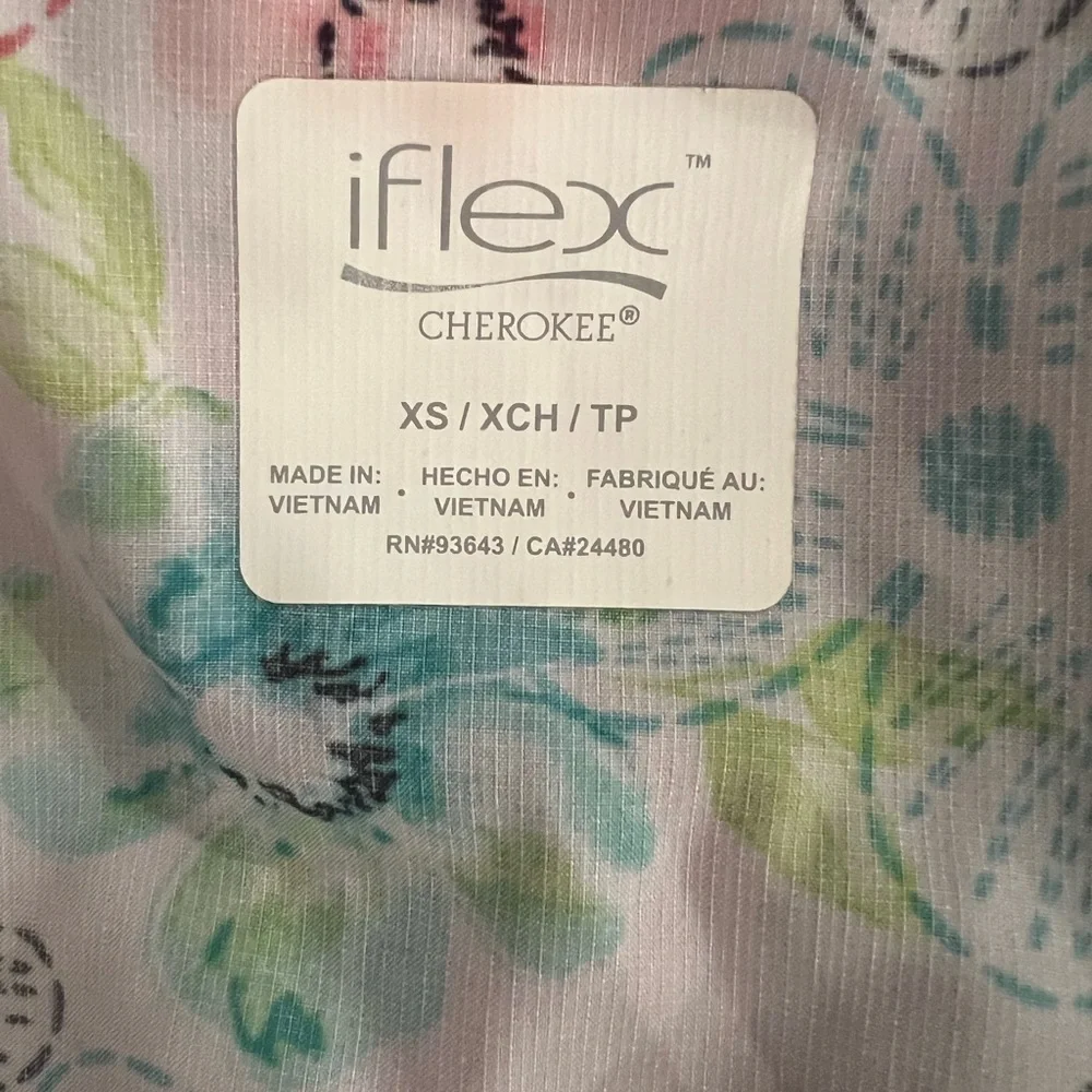 IFLEX CHEROKEE women v-neck short sleeve black-white floral scrubs top/size XS